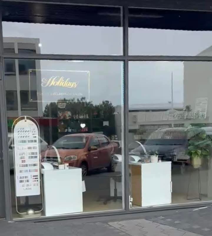 BeautyRelaxation SalonHolidays.......https://noona.is/holidaysnail