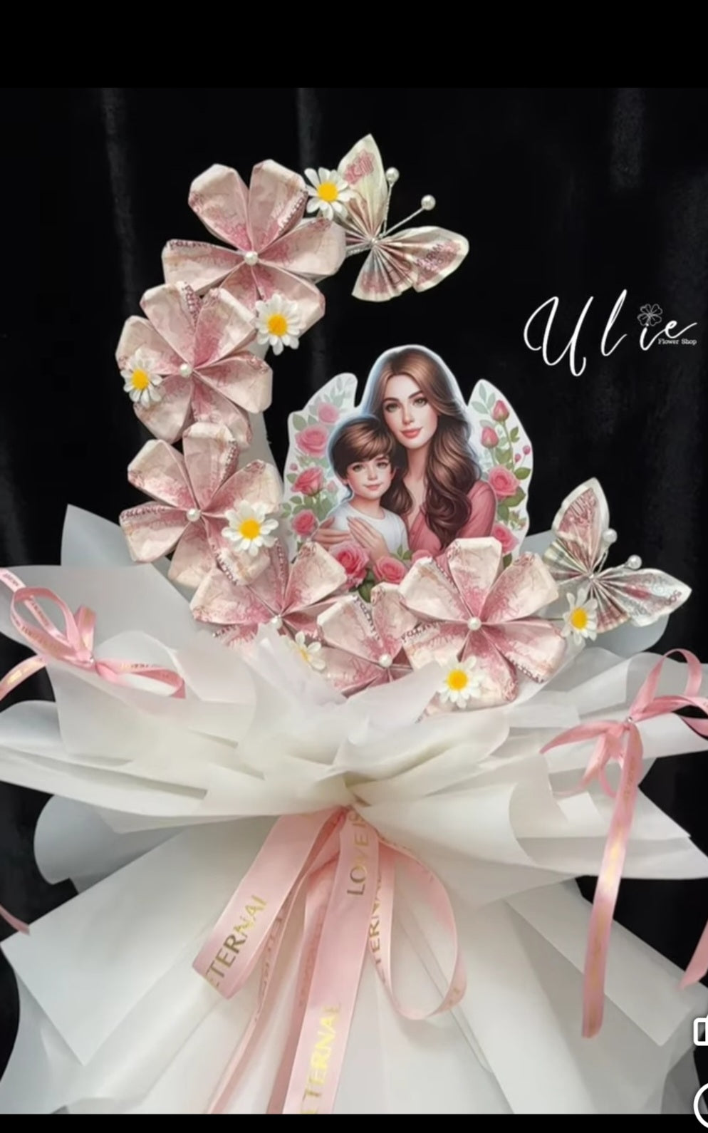 Flower samples for customers.