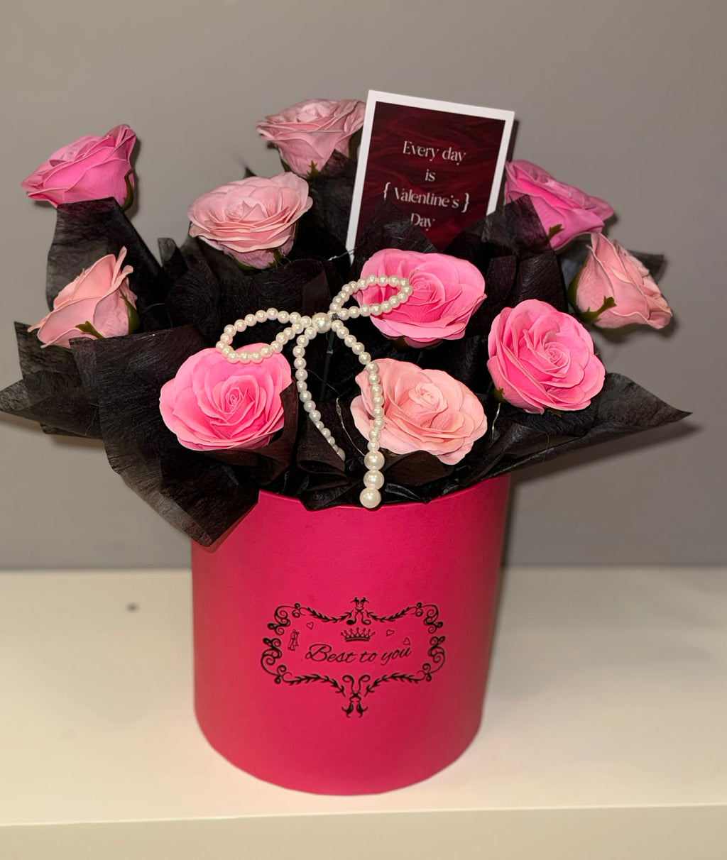 Premium flower box. Flower bag and greeting card.