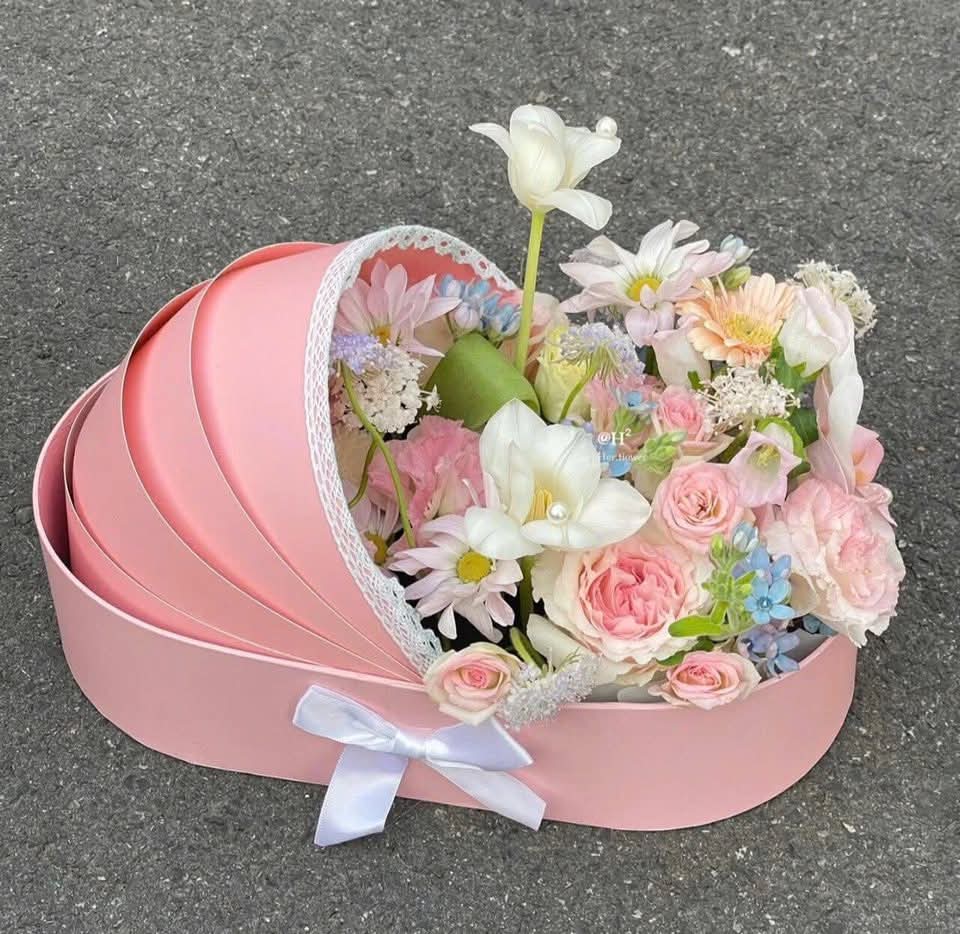 Flower samples for customers.