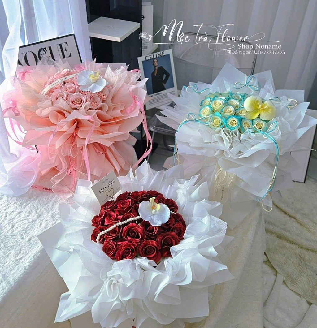 Flower samples for customers.