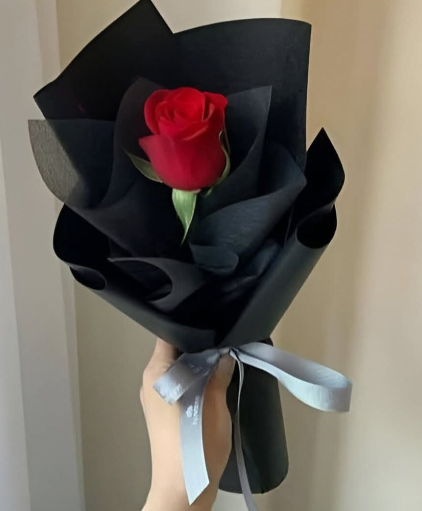 A single-flower bouquet in Korean style.