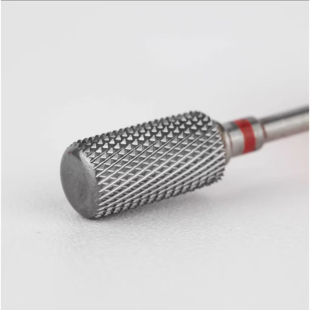 Fine, super smooth American standard grinding head breaks down gel and powder, does not shoot dust, does not heat the nail